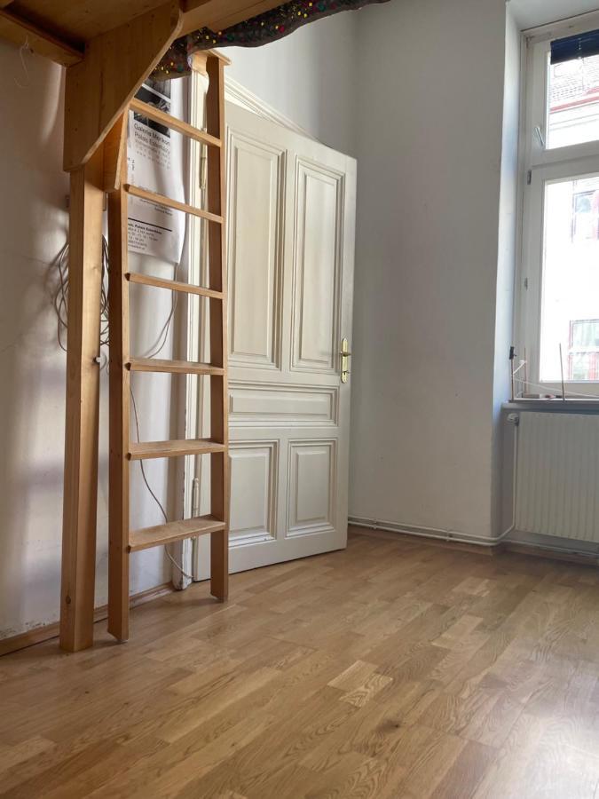 Fro-media - - Backside - Community Space - Wien